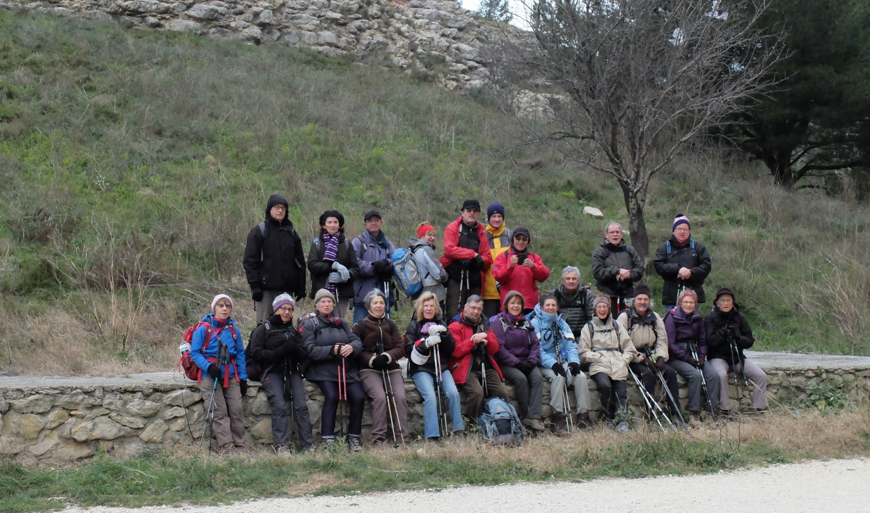 2015-1-27 3 Le groupe à La montagnette Boulbon