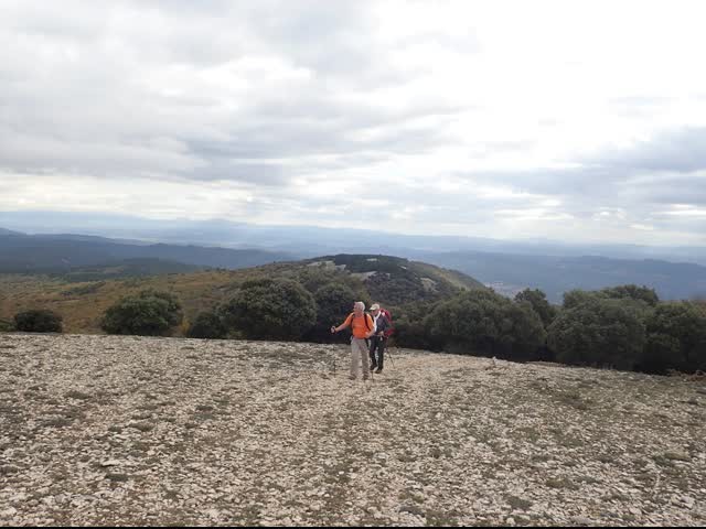 20221108 vitrollesluberon pasmarseille piedgros 21 1 