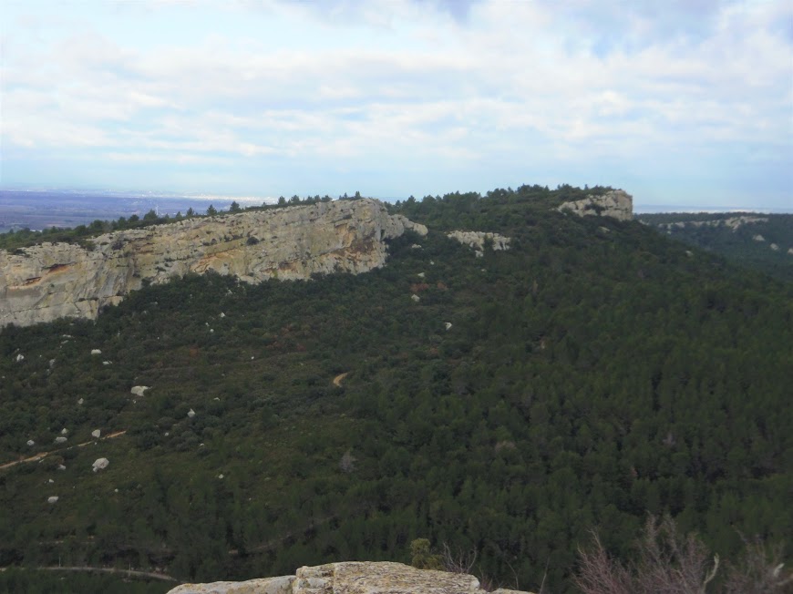 Les Alpilles  Mont Valence vue  du Mont Paon 7