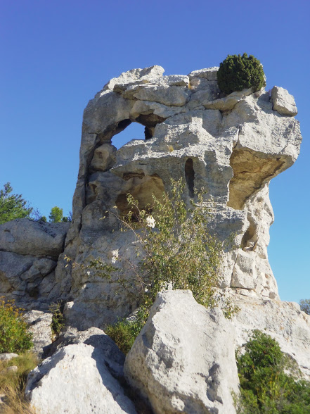 Les Baux 8 le crapaud