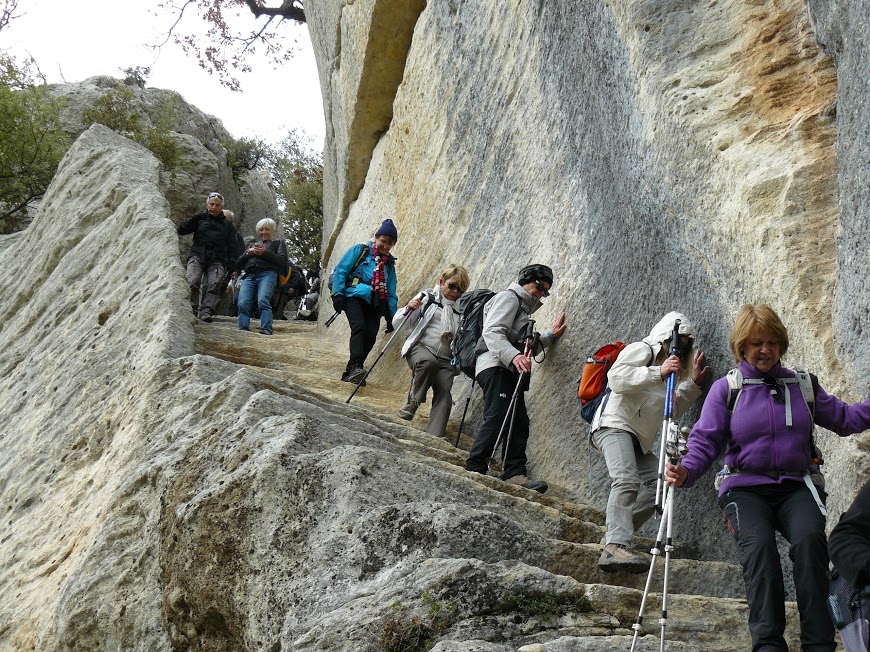 Luberon: Pas du Renard-Sivergues-Fort de Buoux 13