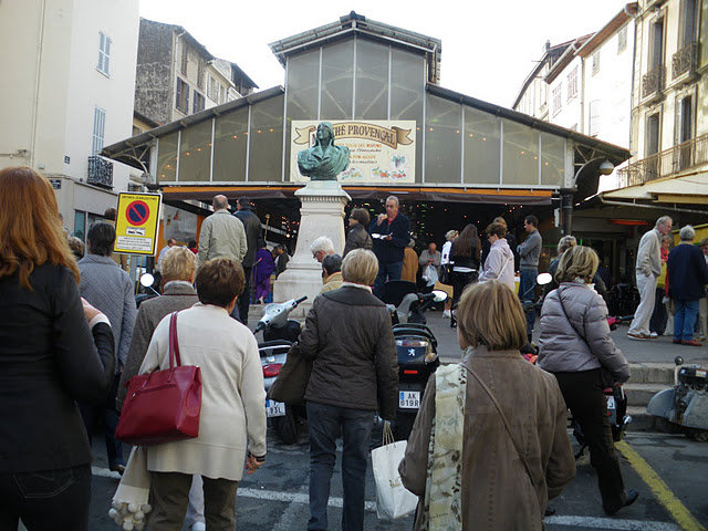 Marché couvert Antibes