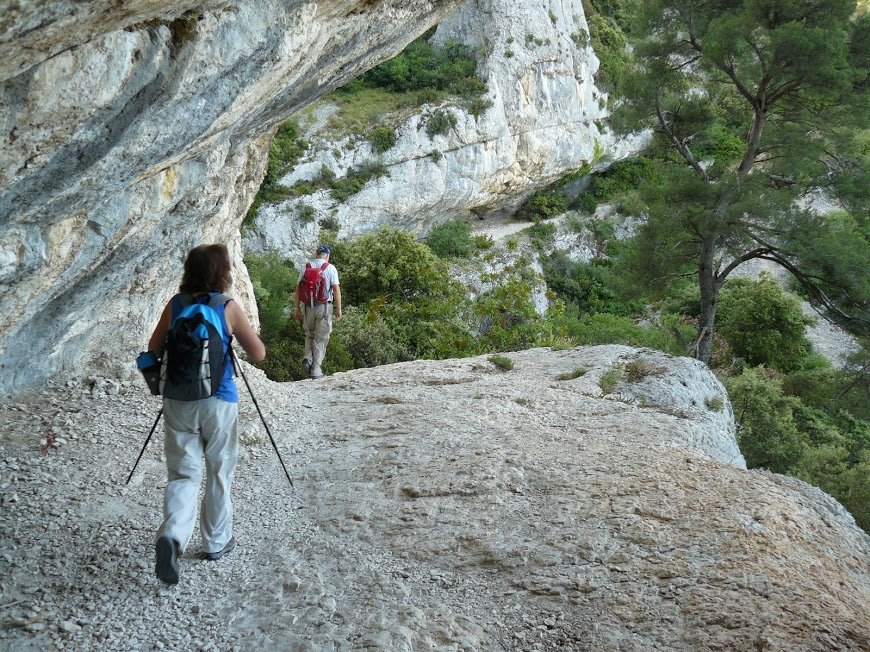 Luberon-Robion-Sommet du Castellas -Maubec 13