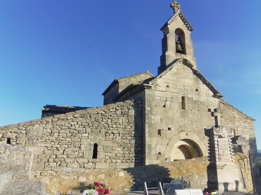 Luberon: Saint Pantaleon Eglise 