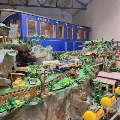 Train 15 